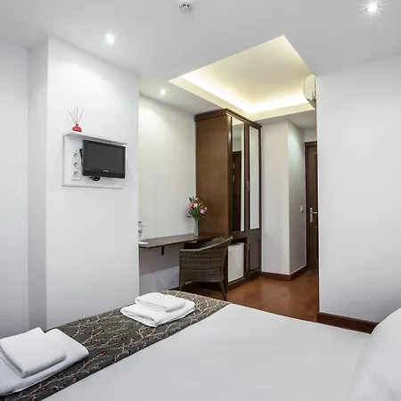 Buyukada Comfort Otel Адалар