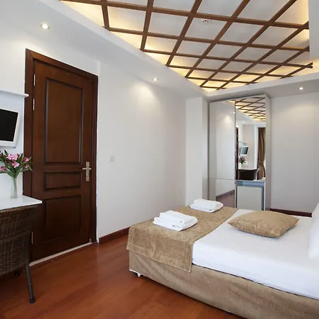Buyukada Comfort Otel Hotel 3*