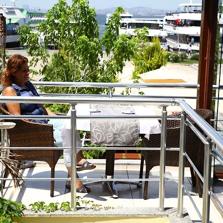 Buyukada Comfort מלון