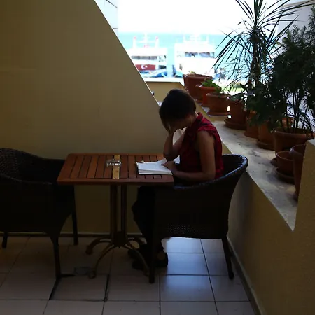 Buyukada Comfort 3* אדאלר